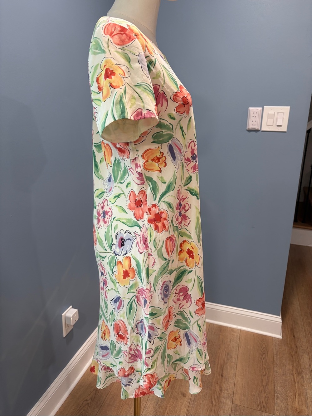 Vintage Liz Claiborne Dresses 100% Silk Watercolor Floral Midi Dress Size 8 - Picture 4 of 8